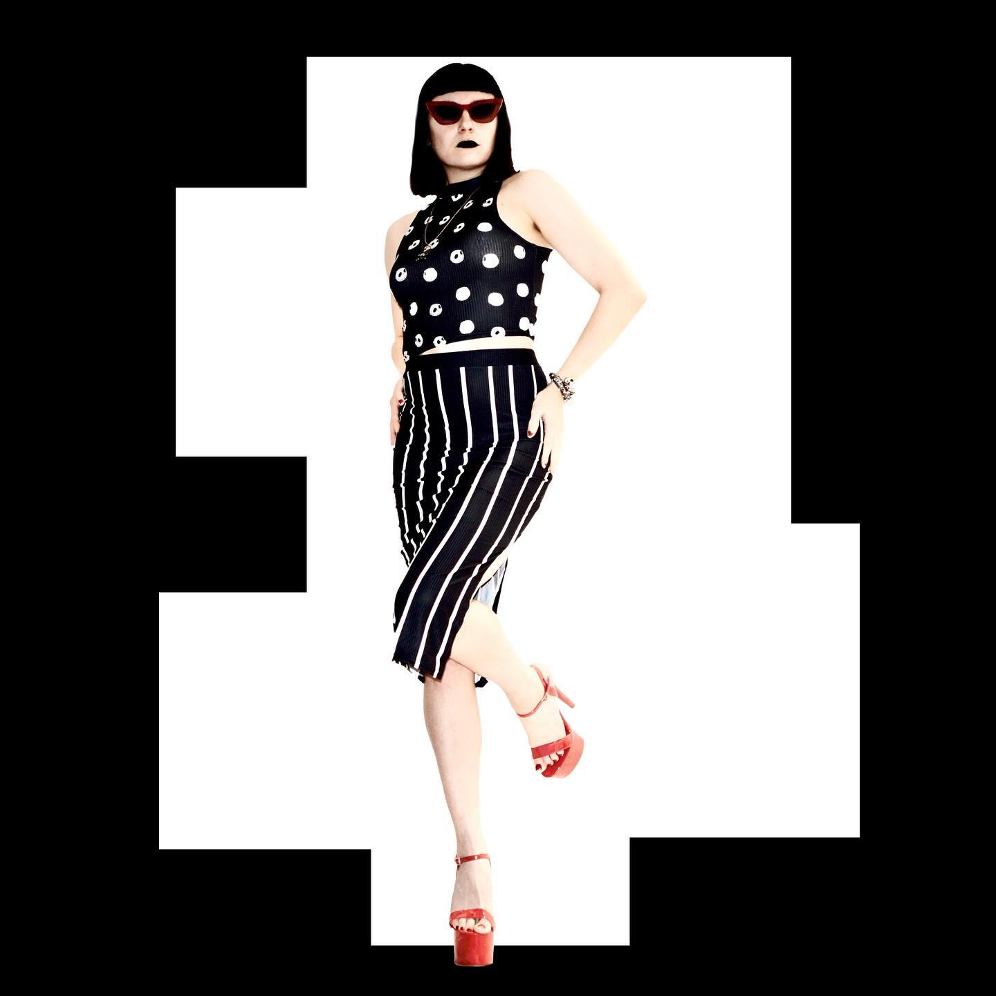 Nightmare X Split High Skirt Set