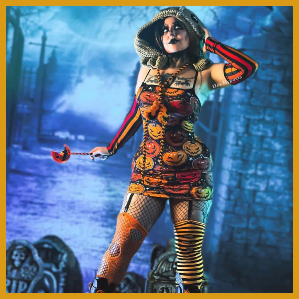 Pumpkin Queen Back Lace-up Dress