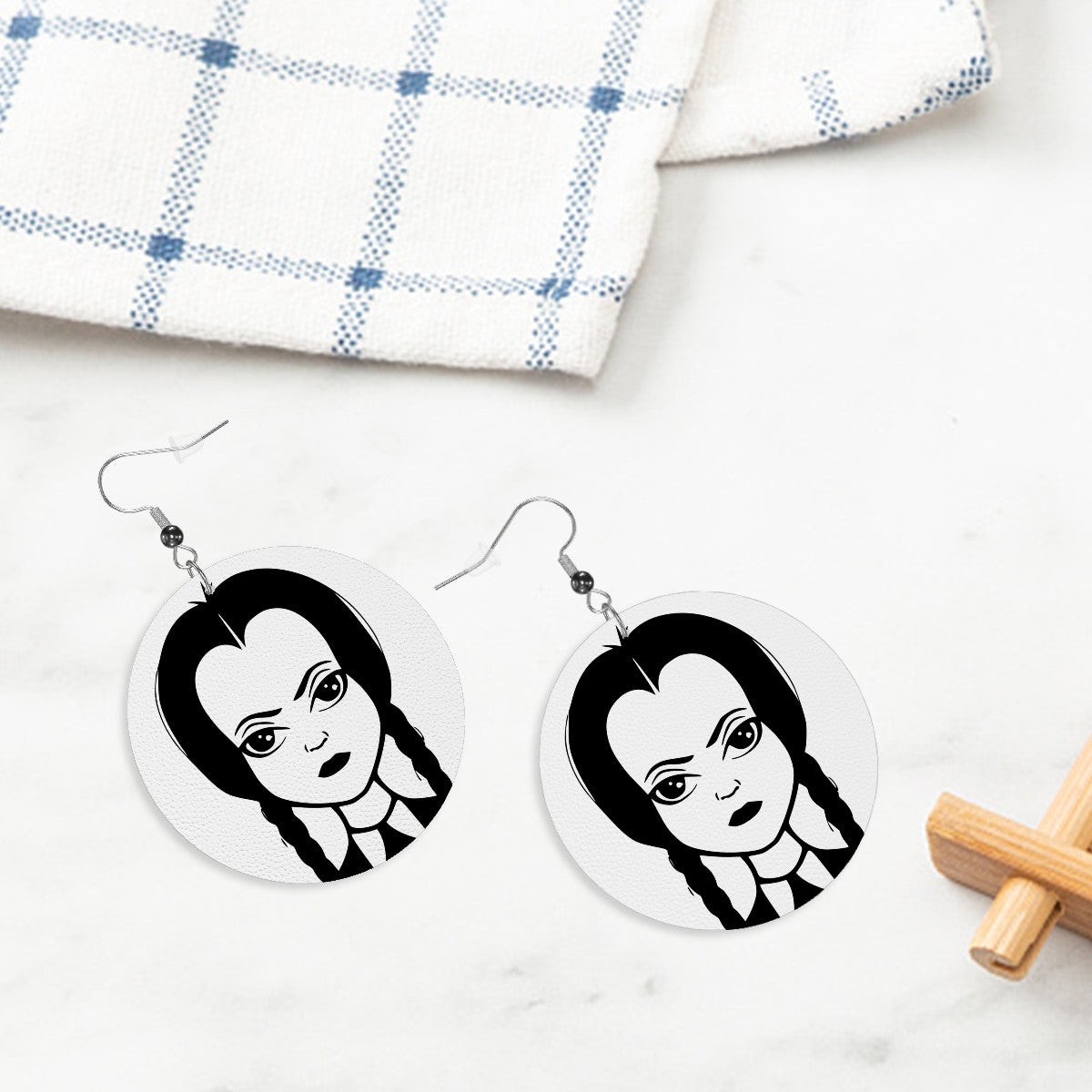 Wednesday Circle Drop Earrings