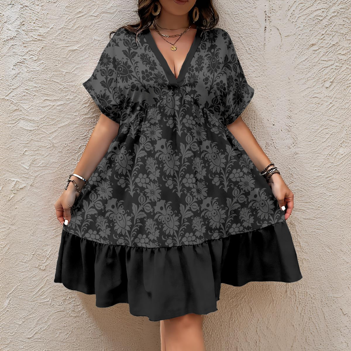 Dorian Gray V-Neck Short Sleeve Dress