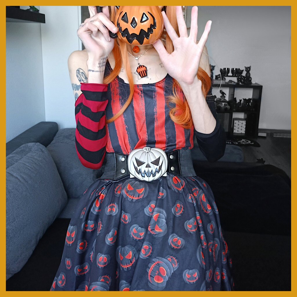 Pumpkin Queen v.1 Skater Dress W / Pockets