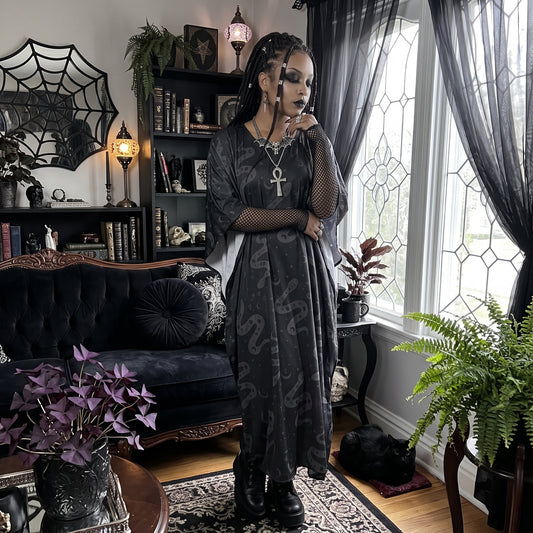 Serpent Magick | Snakes Imitation Silk V-neck Moo Moo | Kaftan Lounge Cover-Up